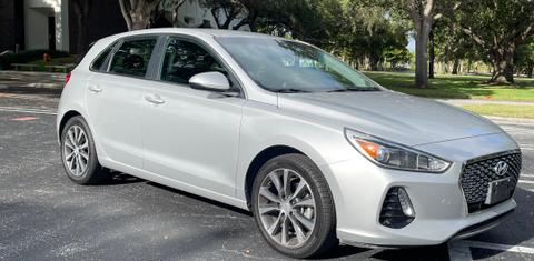 Hyundai Elantra GT 2019