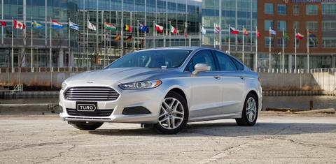 Ford Fusion Hybrid 2015