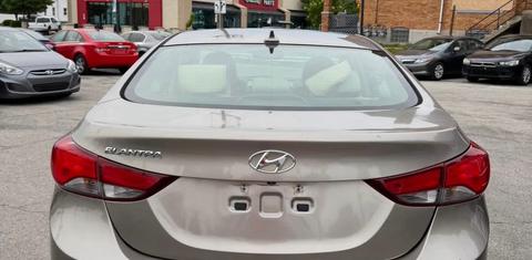 Hyundai Elantra 2016
