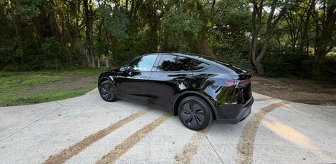 Tesla Model Y 2026