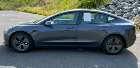 Tesla Model 3 2023