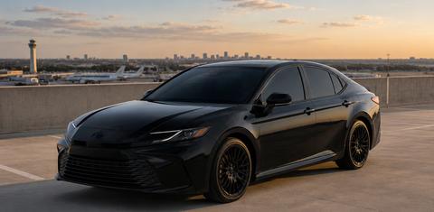 Toyota Camry Hybrid 2026