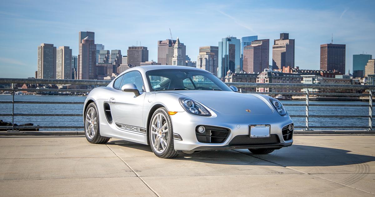 Porsche Cayman 2015 rental in Cambridge, MA by RMG Cars Boston Miami