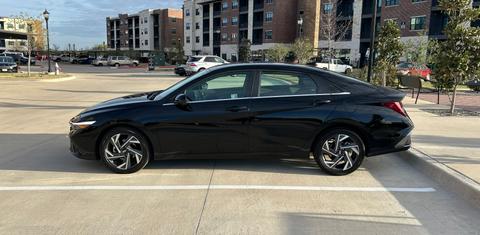 Hyundai Elantra 2025
