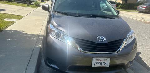Toyota Sienna 2014