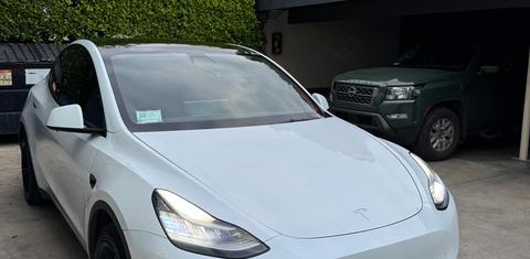 Tesla Model Y 2021