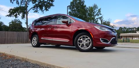 Chrysler Pacifica 2017