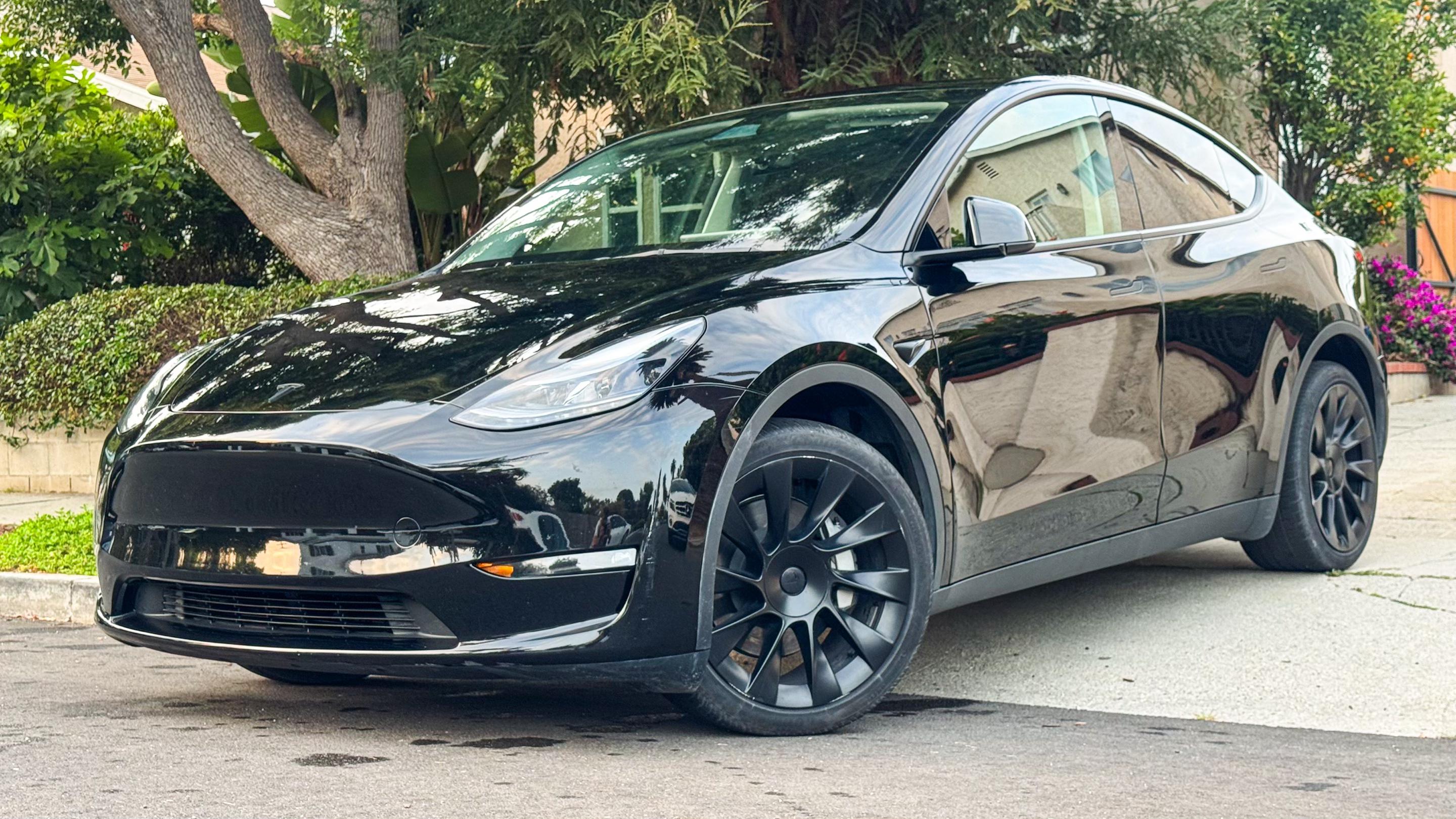 Tesla Model Y 2023 in Santa Barbara, CA