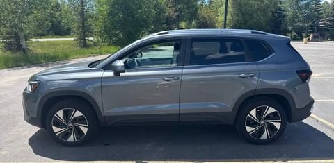 Volkswagen Taos 2025