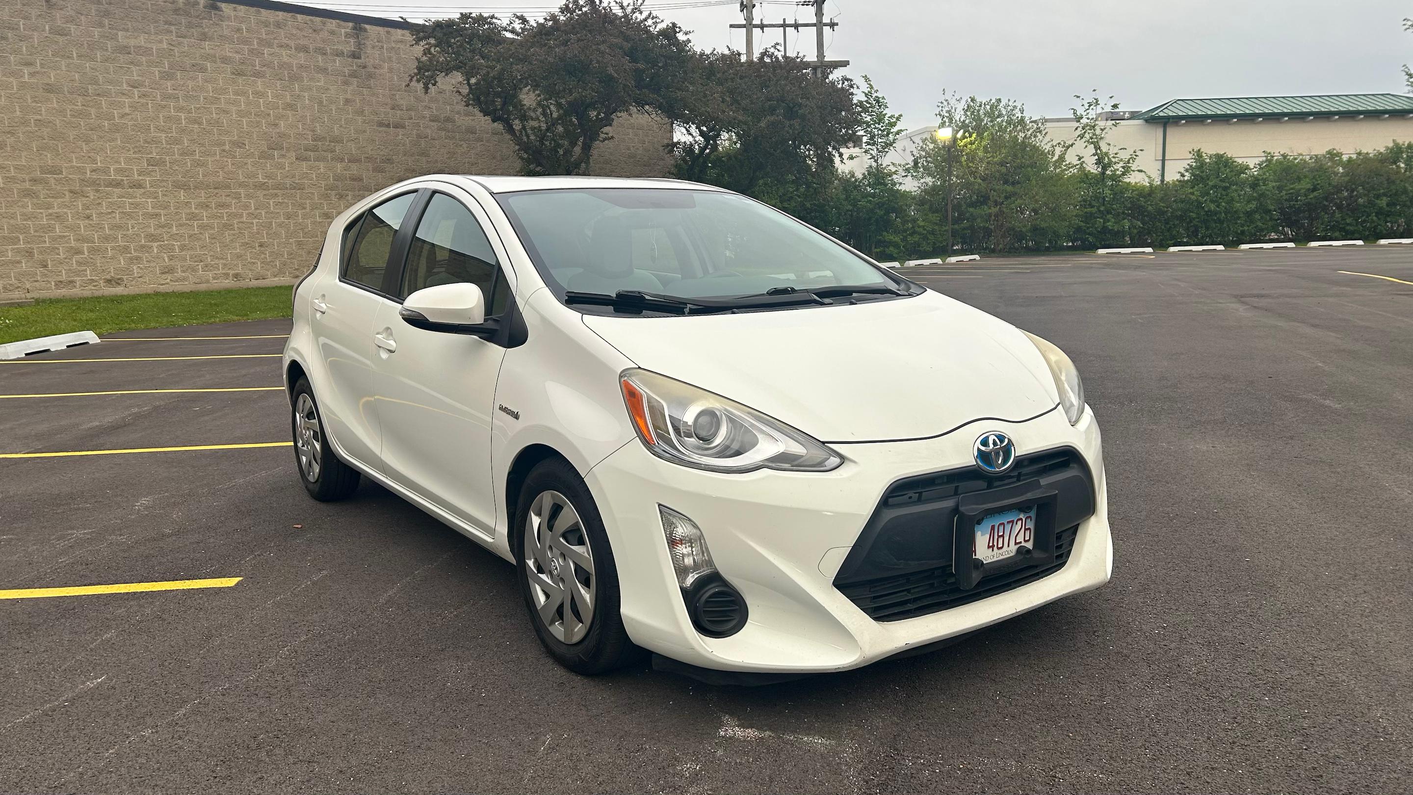 Toyota Prius c 2015 in Des Plaines, IL