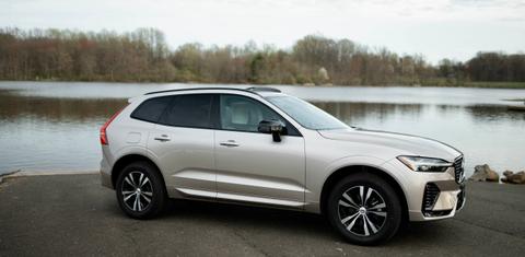 Volvo XC60 2025