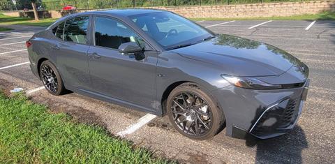 Toyota Camry Hybrid 2025