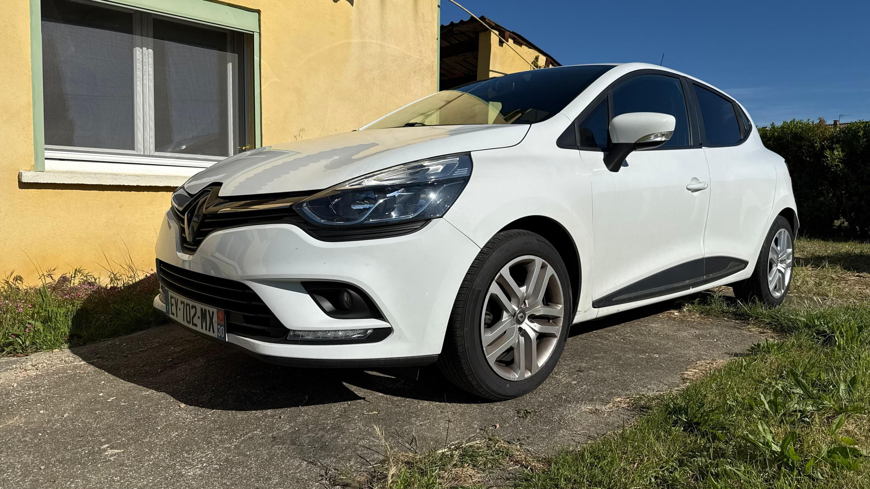 Renault CLIO IV 2018 à Alès
