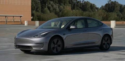 Tesla Model 3 2022
