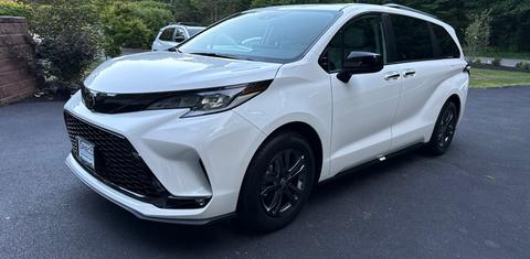 Toyota Sienna 2026