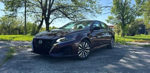 Nissan Altima 2024