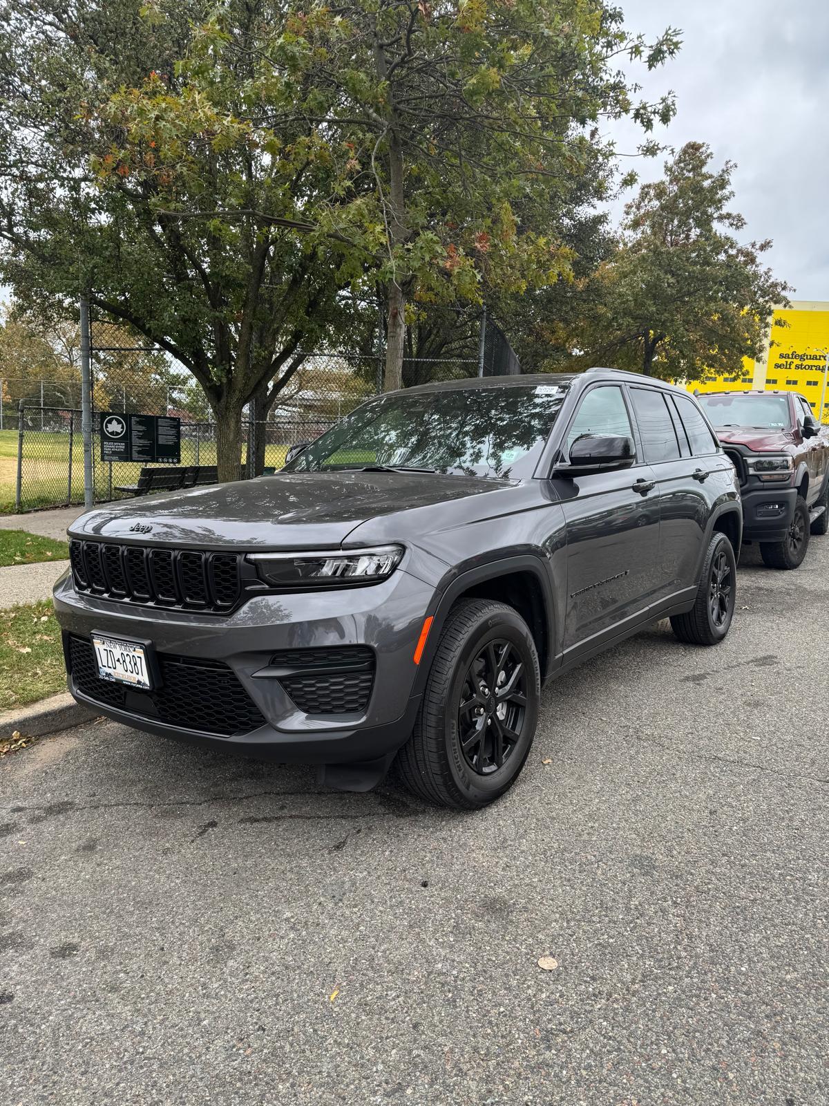 Jeep Grand Cherokee 2025 in Brooklyn, NY