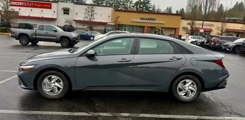 Hyundai Elantra 2025