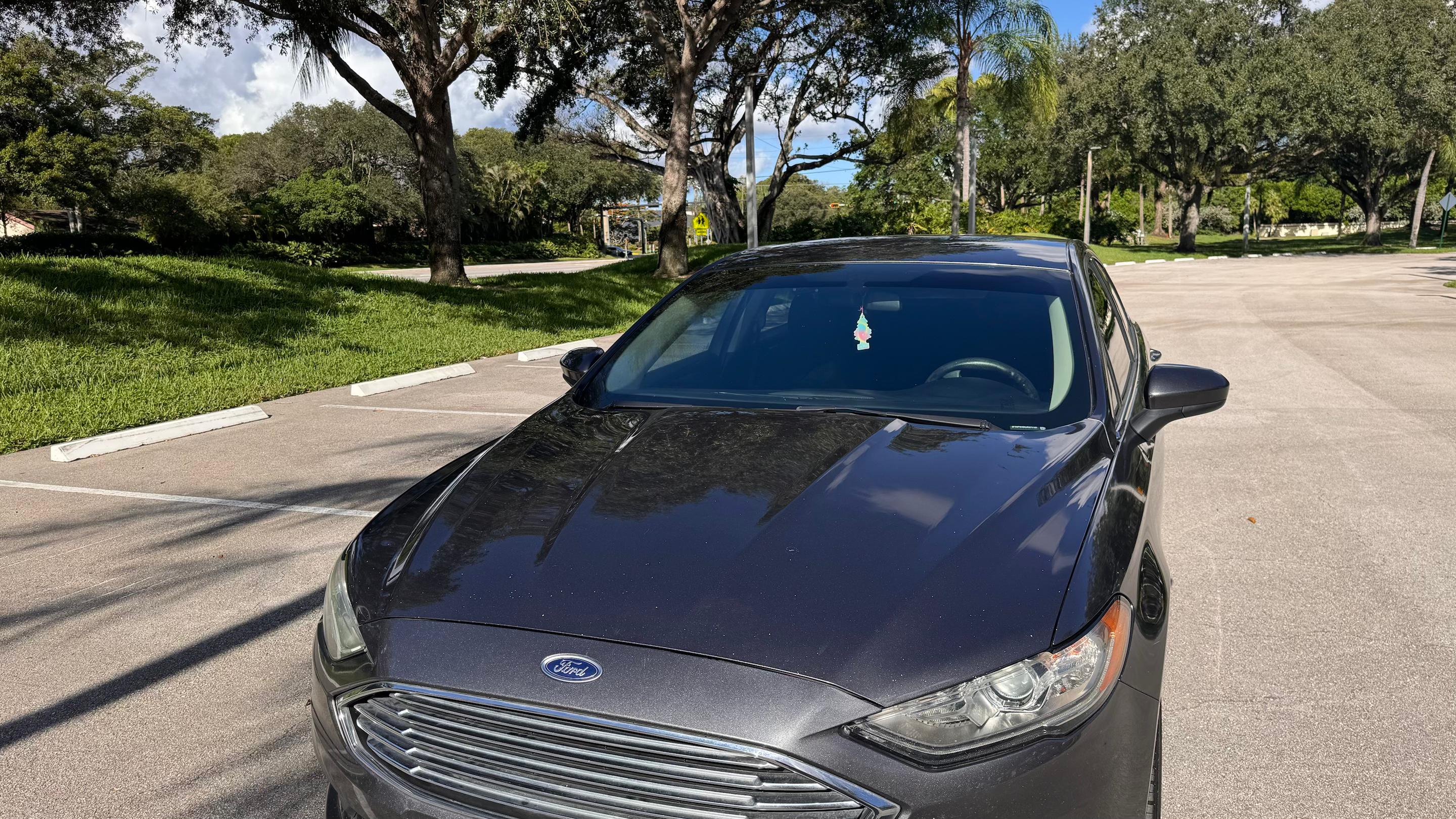 Ford Fusion 2018 in Oakland Park, FL