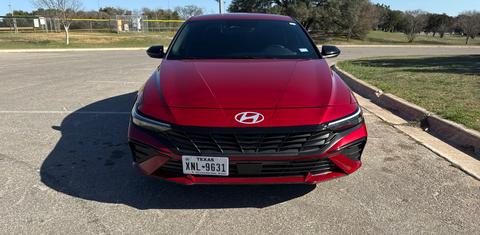 Hyundai Elantra 2025