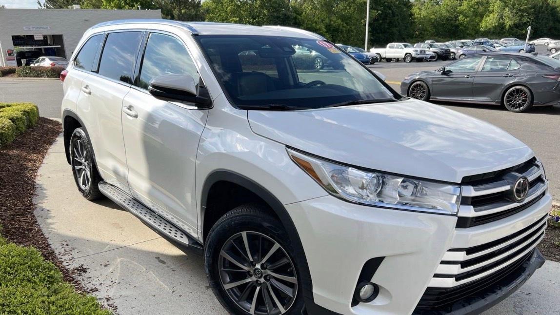 Toyota Highlander 2017 in Charlotte, NC