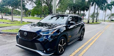Toyota Highlander 2021