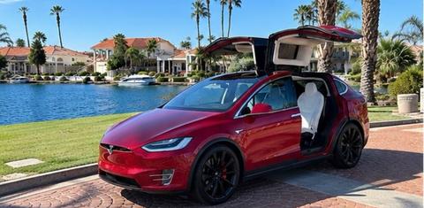 Tesla Model X 2018