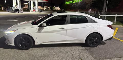 Hyundai Elantra 2023