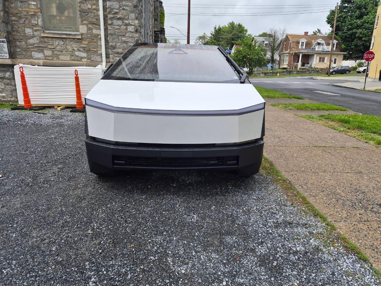 Tesla Cybertruck 2025 in Harrisburg, PA
