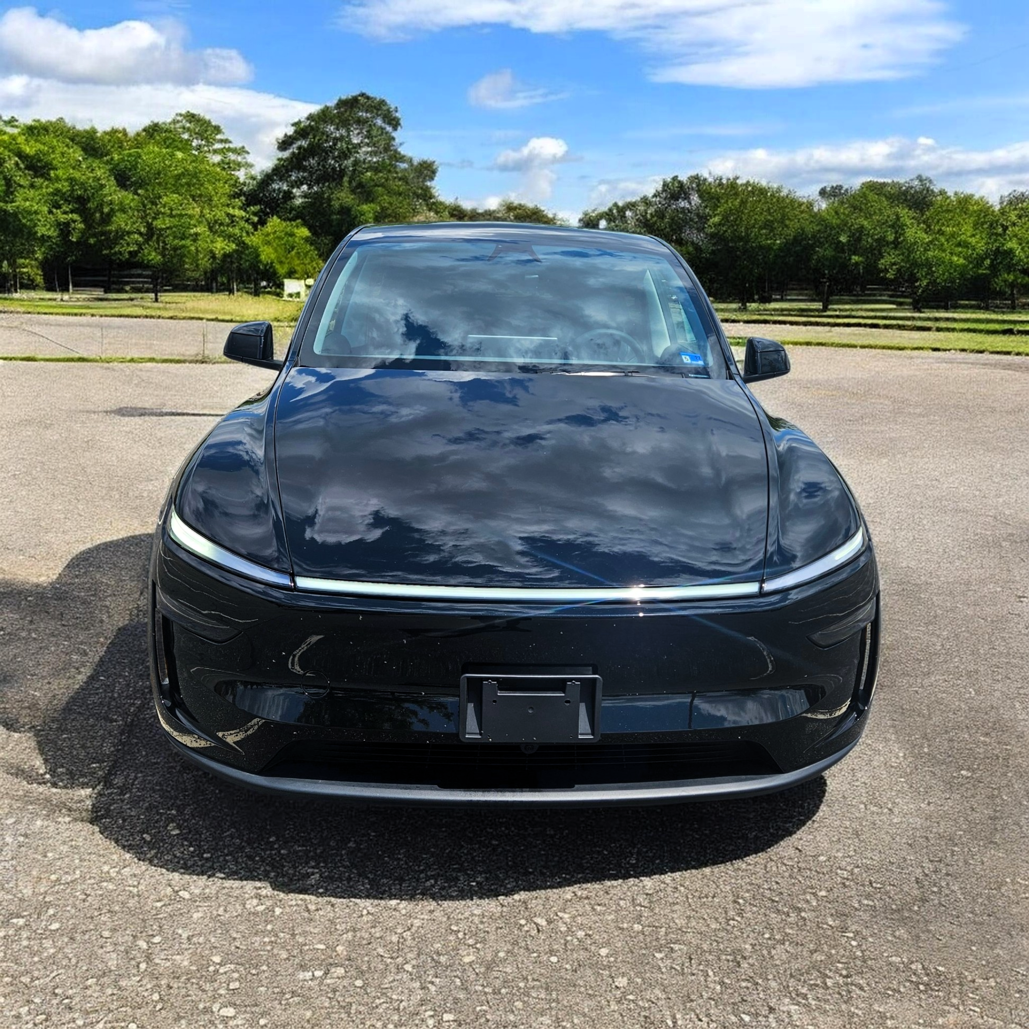 Tesla Model Y 2026 in Midlothian, VA