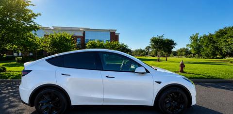 Tesla Model Y 2021