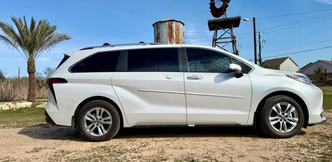 Toyota Sienna 2026