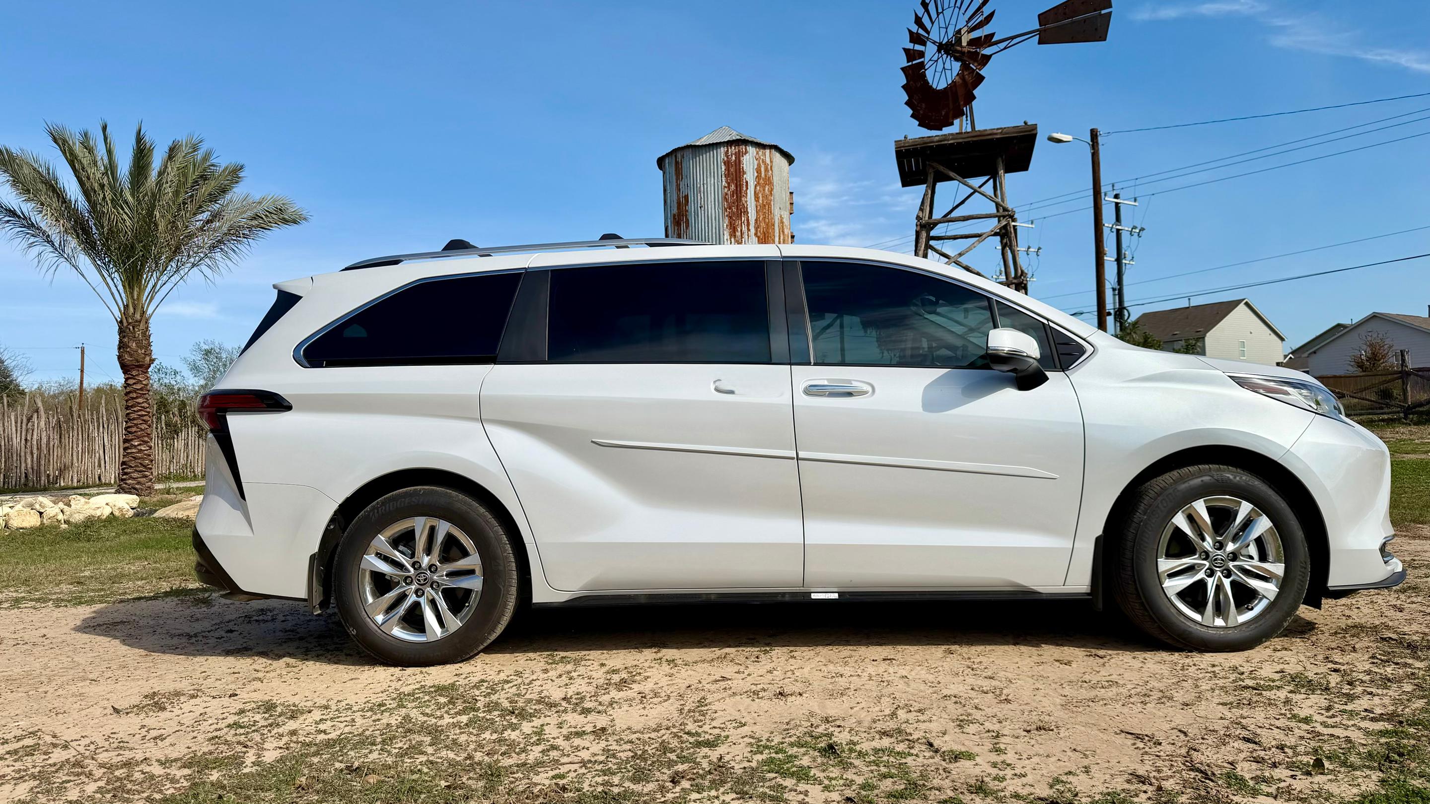 Toyota Sienna 2026 in San Antonio, TX