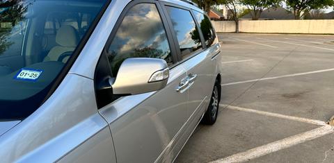 Kia Sedona 2012