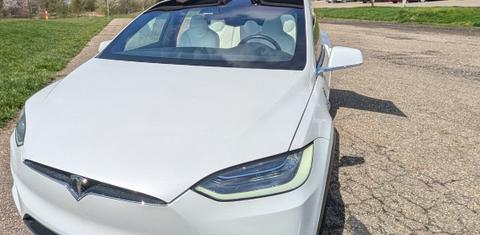 Tesla Model X 2019