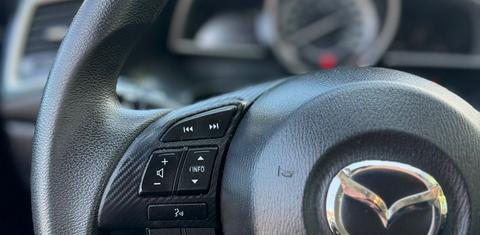 Mazda Mazda3 2015