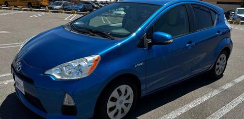 Toyota Prius c 2012