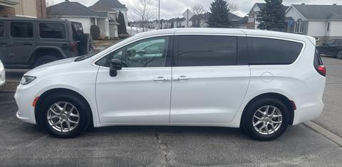 Chrysler Pacifica 2024