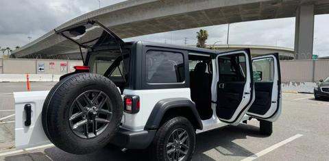 Jeep Wrangler 2024