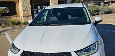 Chrysler Pacifica 2023