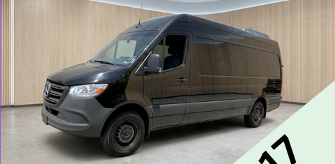 Mercedes-Benz Sprinter 2025