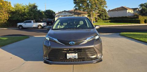 Toyota Sienna 2024