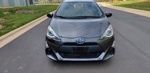 Toyota Prius c 2015