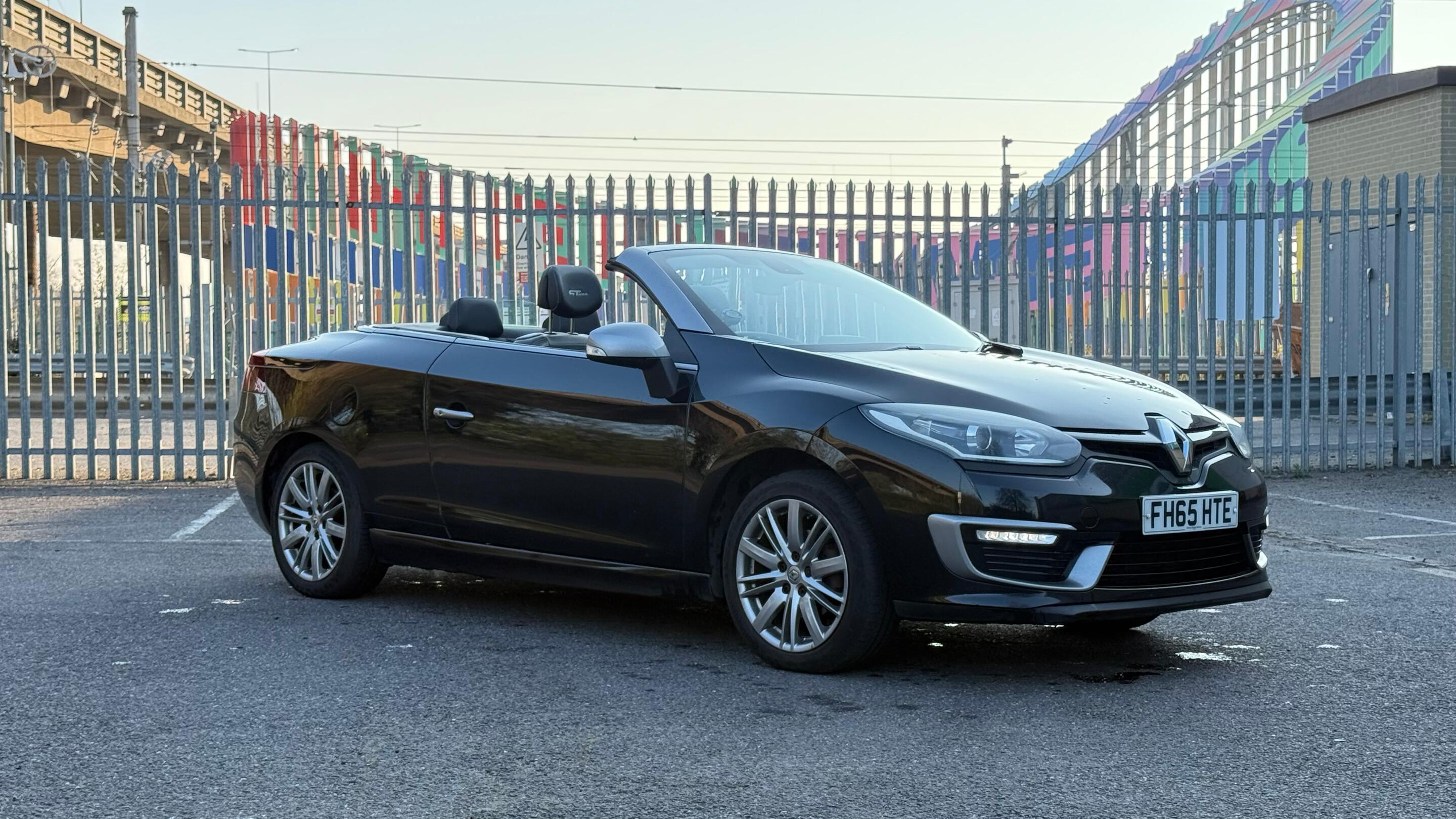 Renault Megane 2015 in London