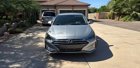 Hyundai Elantra 2020