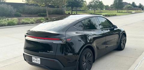 Tesla Model Y 2026