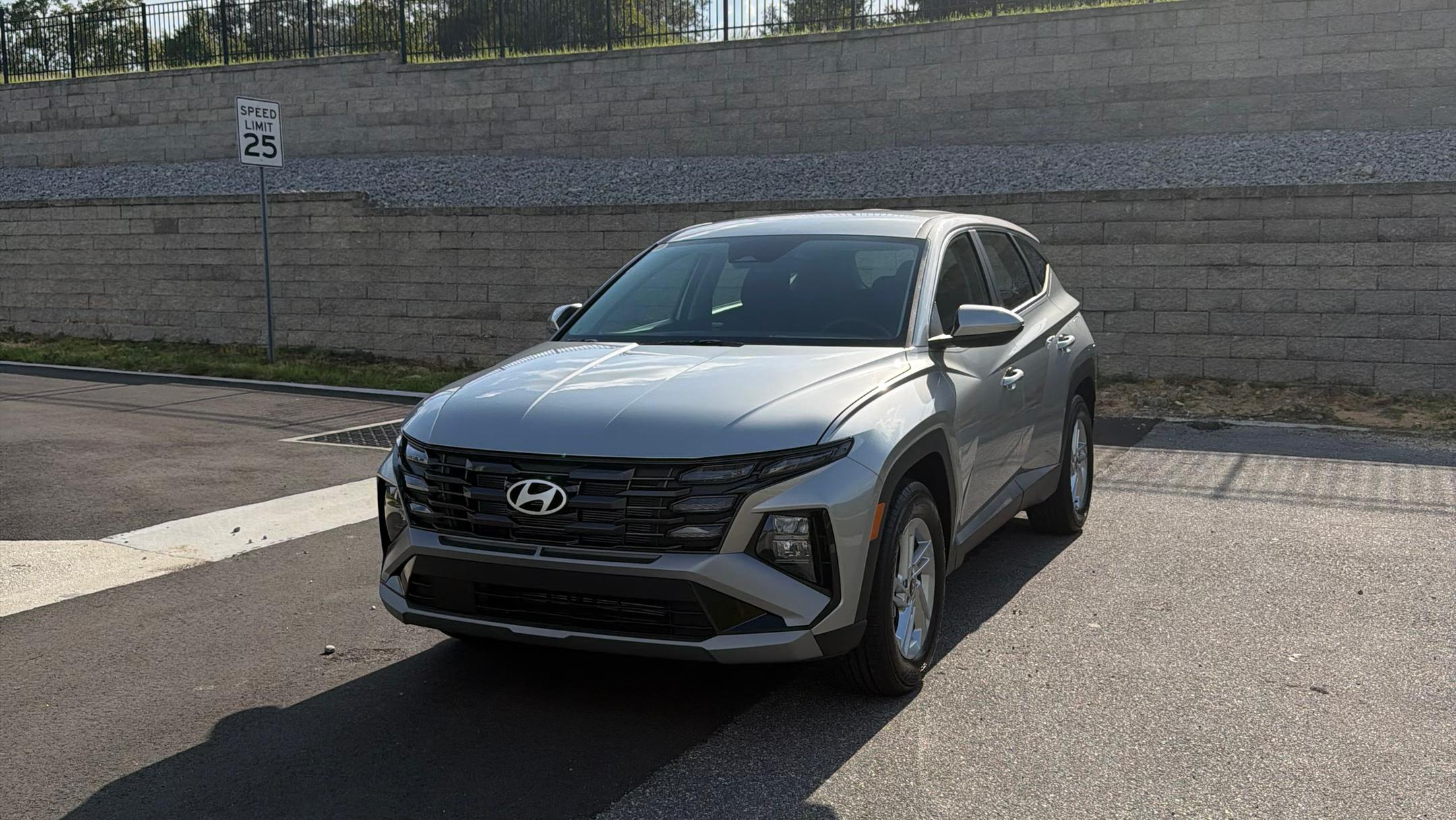 Hyundai Tucson 2026 in Champions Gt, FL