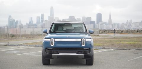 Rivian R1S 2025