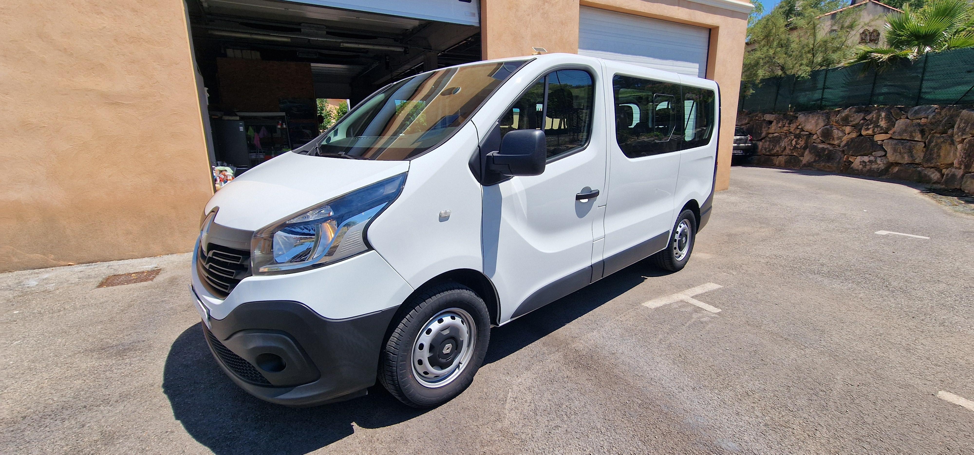 Renault TRAFIC III 2018 à Mouans-sartoux