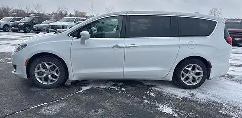 Chrysler Pacifica 2018